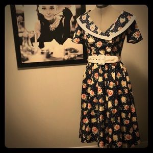 Retro pin-up style dress. Take me away, sailor!
